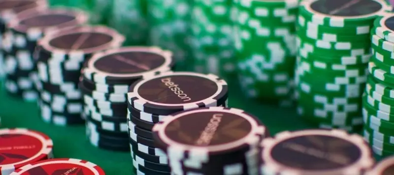 Kinh nghiệm của các chuyên gia sở hữu chiến thuật chơi Poker toàn thắng