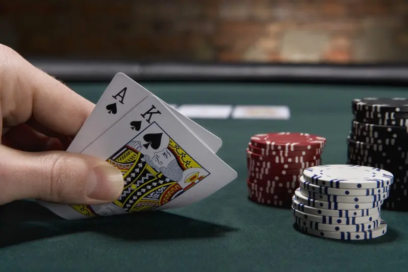 Poker Hand là gì mà khiến cho giới cá cược điên đảo đến vậy